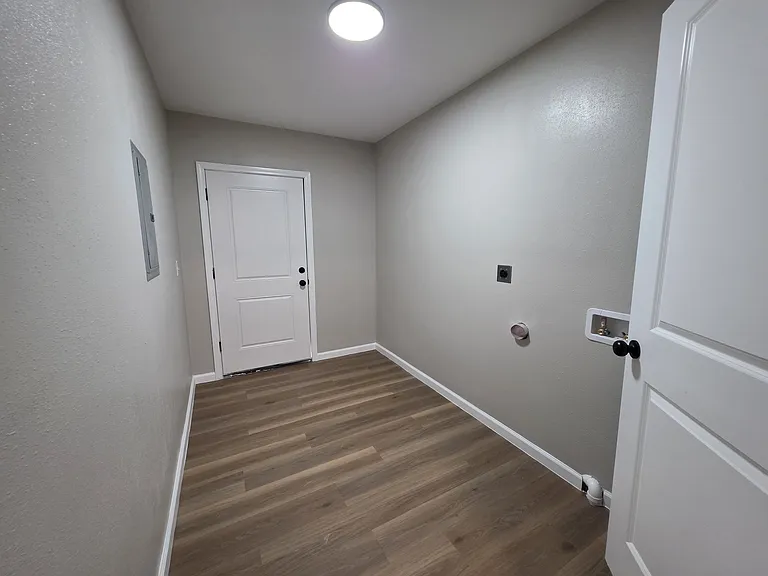 11509 Lou St — Photo 10
