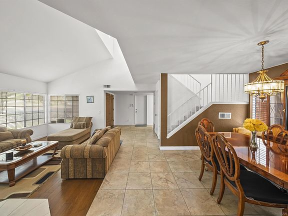5th image of 10003 Vallata Ct