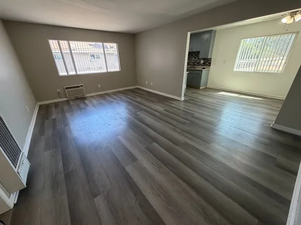 3101 Quartz Ln