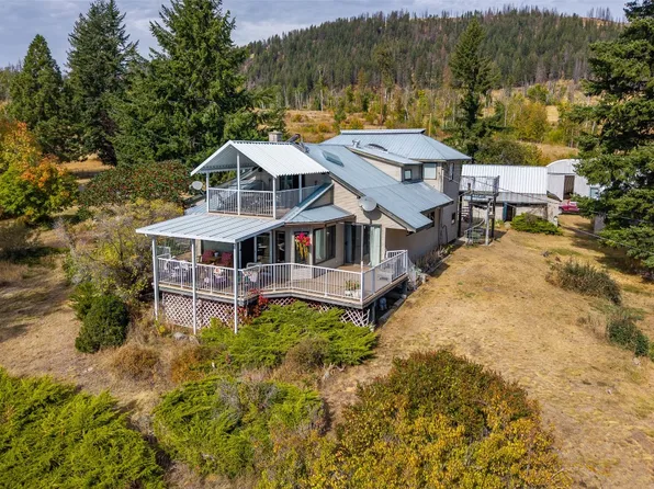 1722 Lee Creek Dr, Columbia Shuswap, BC V0E 1M4