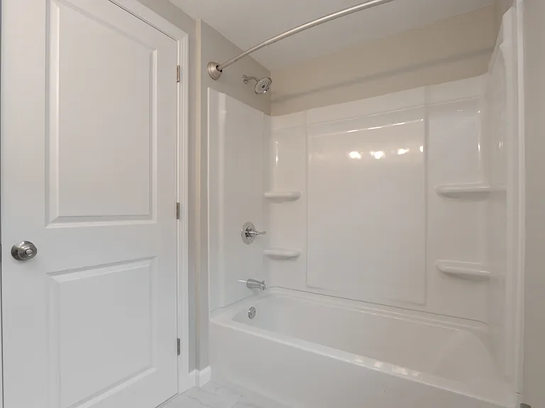 76 Meadow St #D — Photo 27