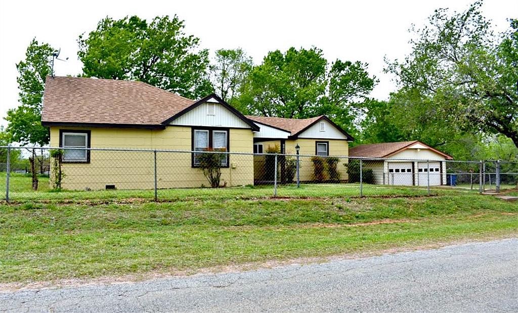 1208 S Grand, Ninnekah, OK 73067 Zillow