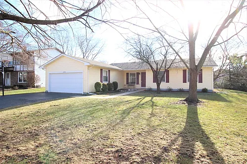 2373 S Crescent Ln Photo 1