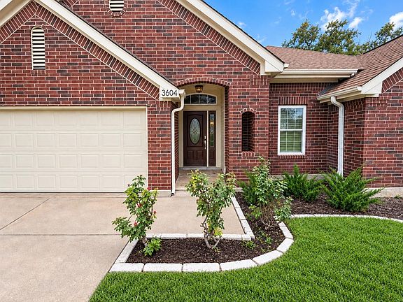 2nd image of 3604 Sandoval Ct