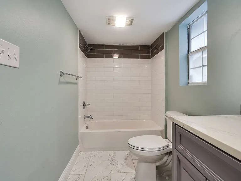 2105 General Taylor St #A — Photo 8