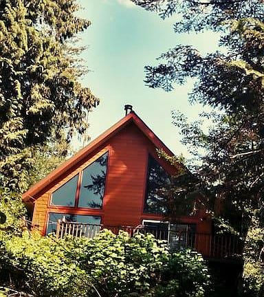 3rd image of 2481 Bottle Bay Rd