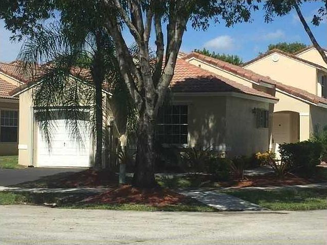1st image of 17803 SW 11th St