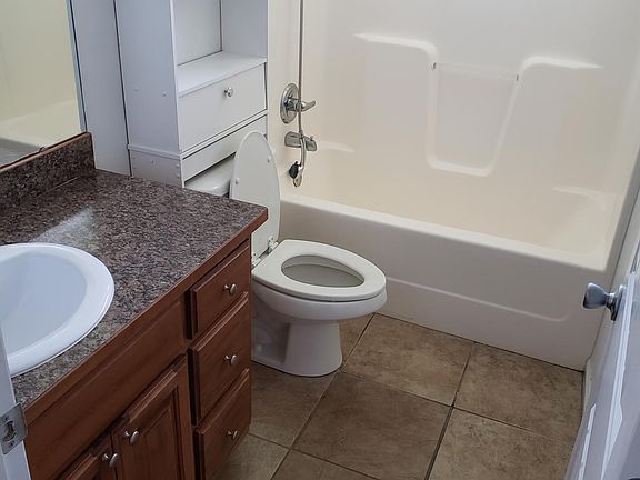 5th image of 5165 Glory Pl