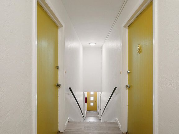 3rd image of 1204 Pierce St #1200-7B