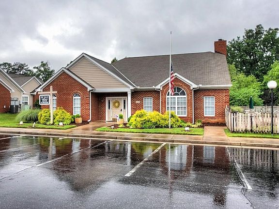 2nd image of 1406 Patriot Cir #1406
