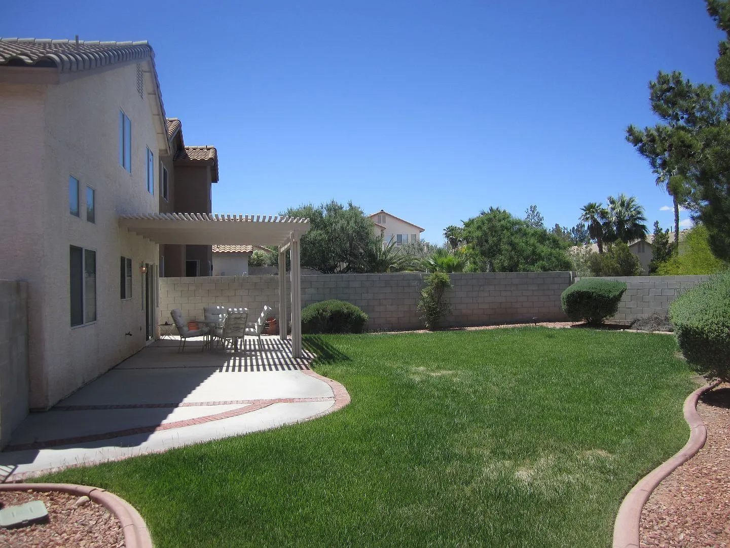 Green Valley Ranch 3 bedroom Home for $2500 — Photo 3