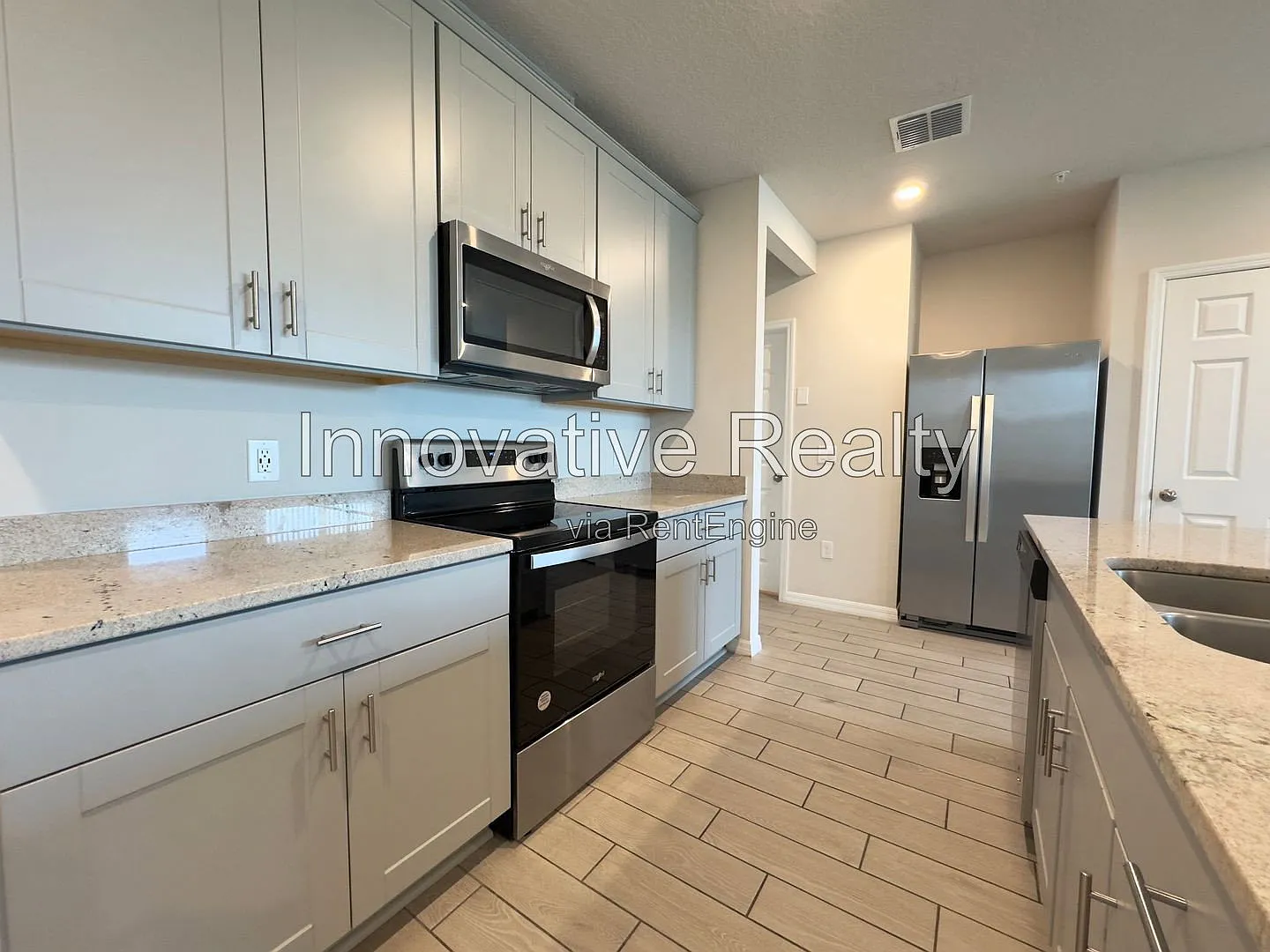 3 bed, 2.5 bath, 1566 sqft, $2,350 — Photo 4