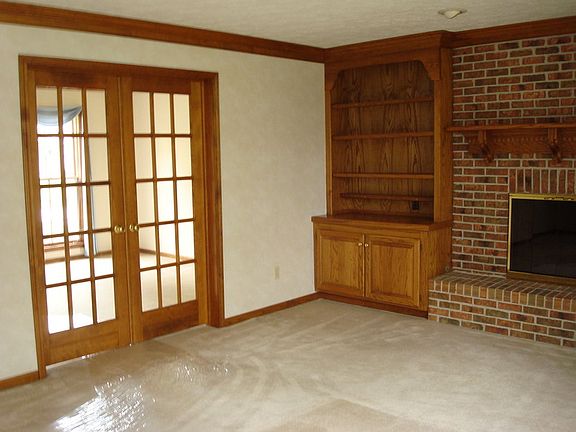 5th image of 51737 Foxdale Ln