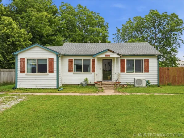 1011 Wesley Dr, Broken Arrow, OK 74012
