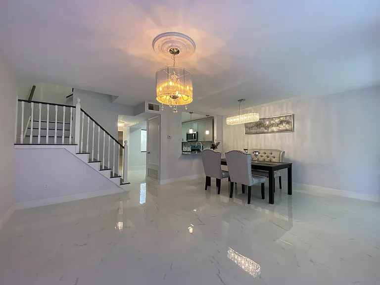 6246 Peregrine Ct — Photo 8