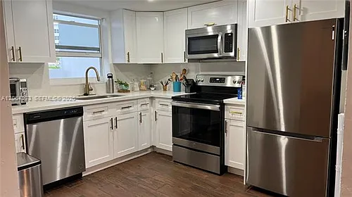 2061 NE 123rd St #Townhouse 2061 Photo 1 2061 NE 123rd St #Townhouse 2061 Photo 1
