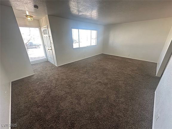 3rd image of 5129 Sugarfoot Ave