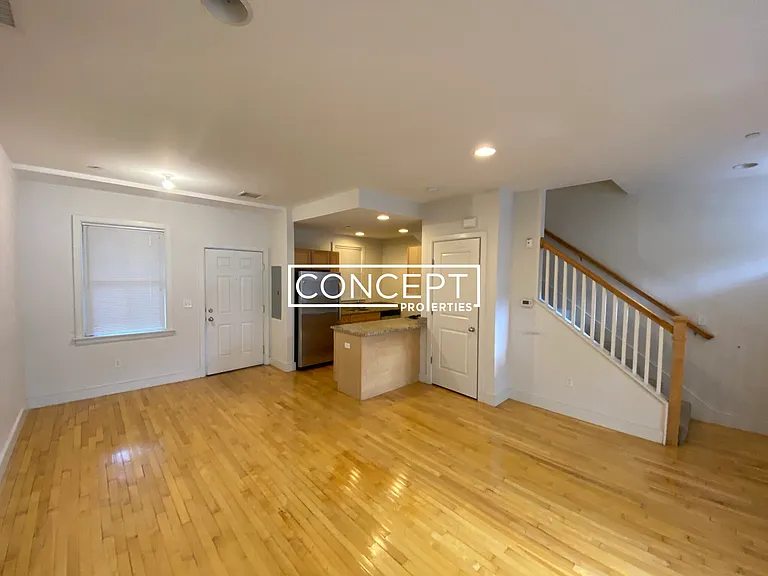110A 2nd St #112 — Photo 5