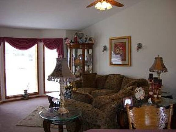 5th image of 23123 E Colleen Ct