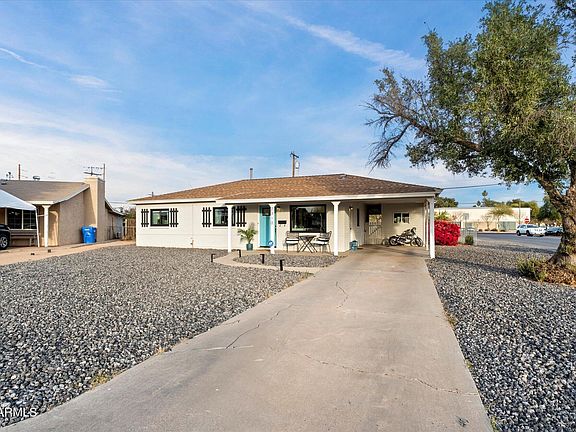 3rd image of 2310 W STELLA Lane