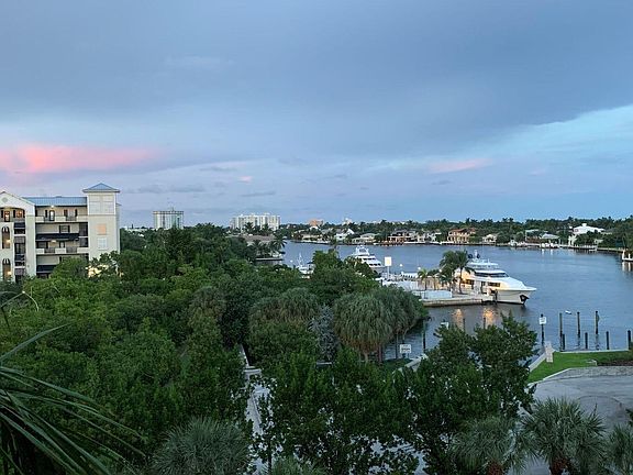 3rd image of 1 Harbourside Drive #2610