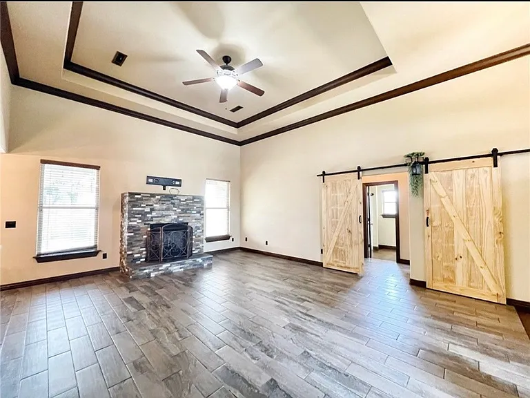 11890 Club House Pkwy — Photo 5