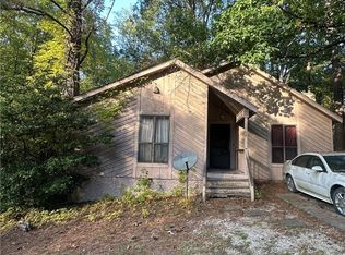 5908 Waters Edge Dr, Fayetteville, NC 28314