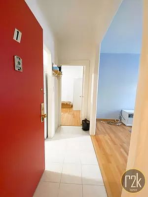 4th image of 31-38 35th St #1M