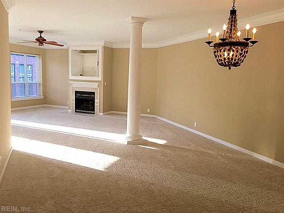 4th image of 3236 Page Ave APT 202