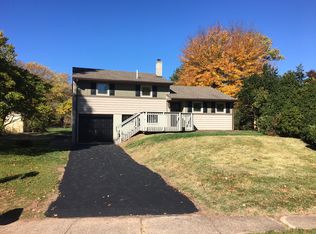 2545 S Parkview Dr, Norristown, PA