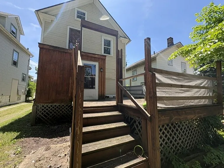 1005 Florida Ave — Photo 14