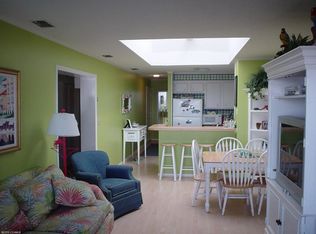 2111 E Fort Macon Rd #314, Atlantic Beach, NC 28512