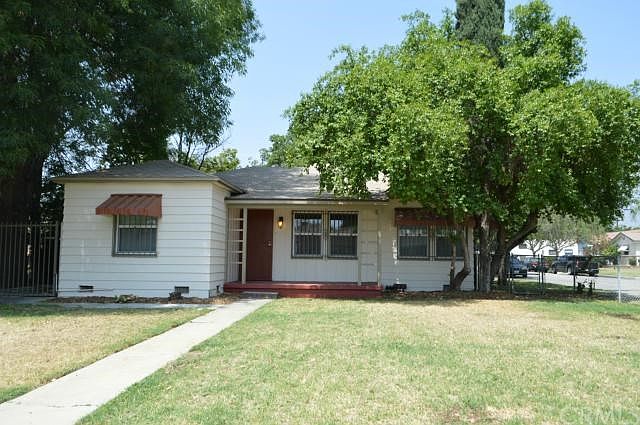 1st image of 672 W 27th St