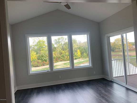 3rd image of 4728 W Wind Dr #14