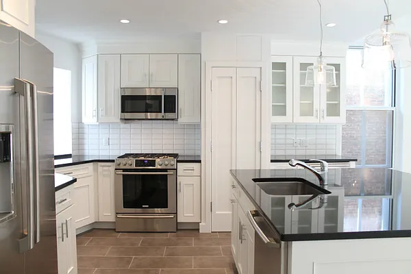 Rented by Level Group | media 15