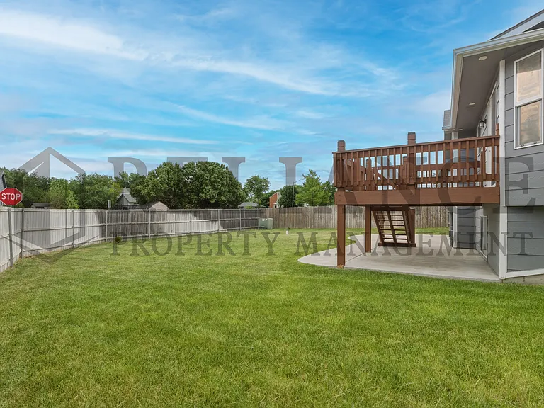 1726 N Black Oak Ct — Photo 5