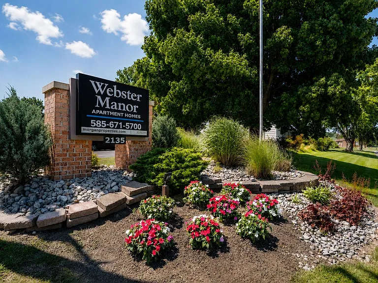 Webster Manor Apartment Homes — Photo 30
