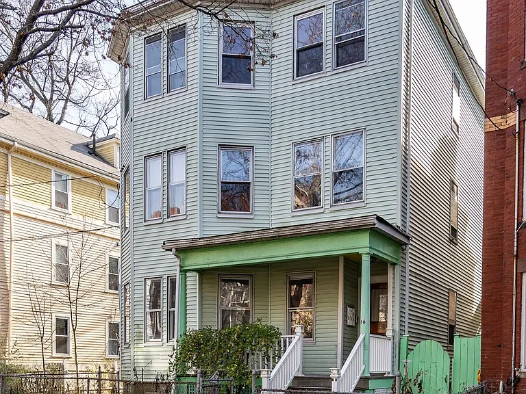 86 Brook St #1 — Photo 29
