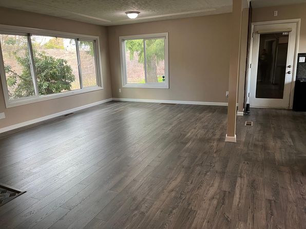 (undisclosed Address)