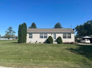 610 N 4th St, Seymour, IA 52590
