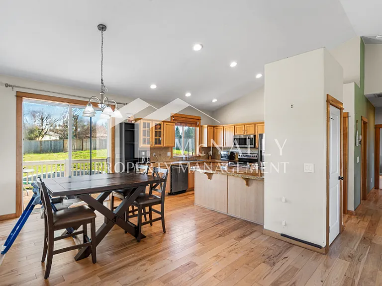 9723 Phillips Rd SE — Photo 10
