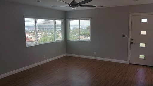 3rd image of 4573 Newport Ave