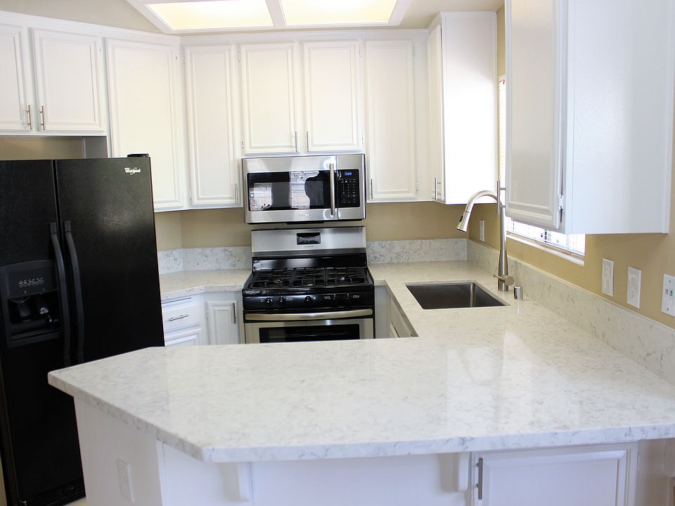 1st image of 1268 Essex St APT 4