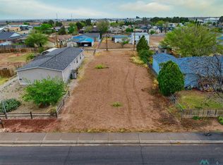 2310 Wildrose St, Carlsbad, NM 88220