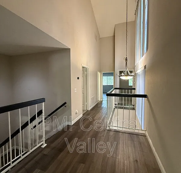 1725 Edgebrook Dr #C — Photo 27