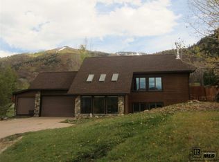 1861 Hunters Ct, Steamboat Springs, CO 80487