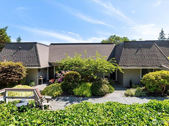 4th image of 5682 McDonald Drive #102A