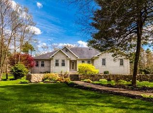 20 Strawberry Ln, Dartmouth, MA 02747