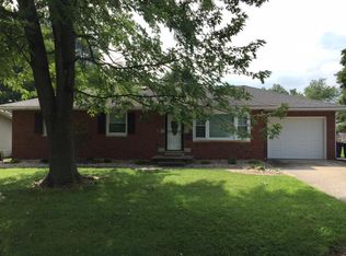 1212 Lynn St, Highland, IL