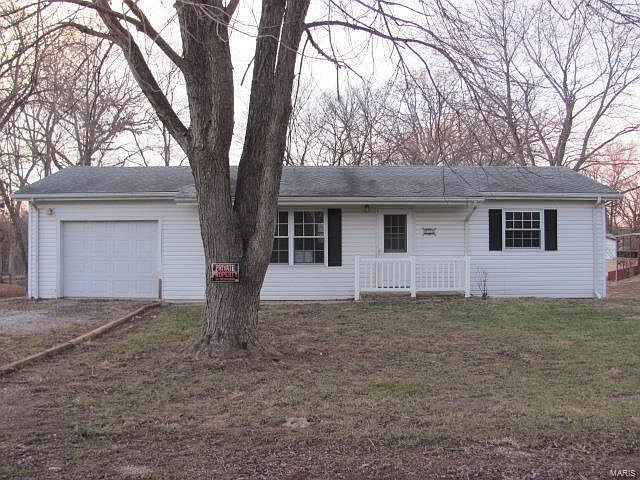 1st image of 3725 Kings Lake Ln